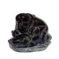 Figure Holding Seal